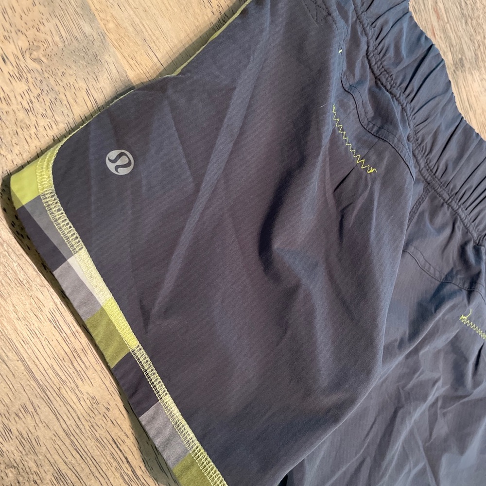 Lululemon Short 6